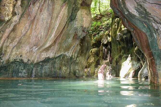 7 Waterfalls Excursion Taino Bay & amber cove - The Drive and Amber Cove Stops: What Fills The Time