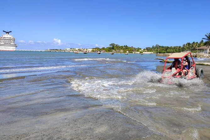 AMBER COVE-TAINO BAY Super Buggy Tour - Getting to the Buggy Area: Cruise Port Reality Check