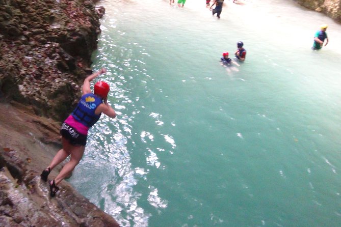 Damajagua Waterfalls for Cruise Ship Passengers - Gear, safety briefing, and what it feels like once you start hiking