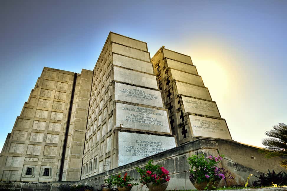 From Bavaro: Santo Domingo Colonial City Tour - Museums and art from the 1500s onward: why this stop adds real value
