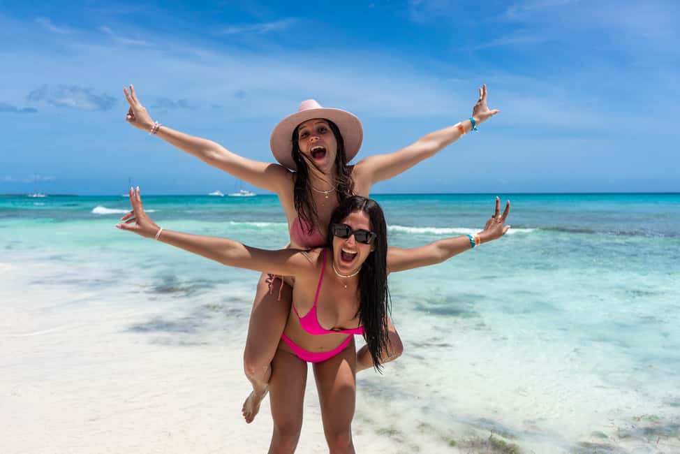From Punta Cana: Catamaran Tour to Saona Island with Open Bar and Buffet - What to pack so you’re comfortable all day