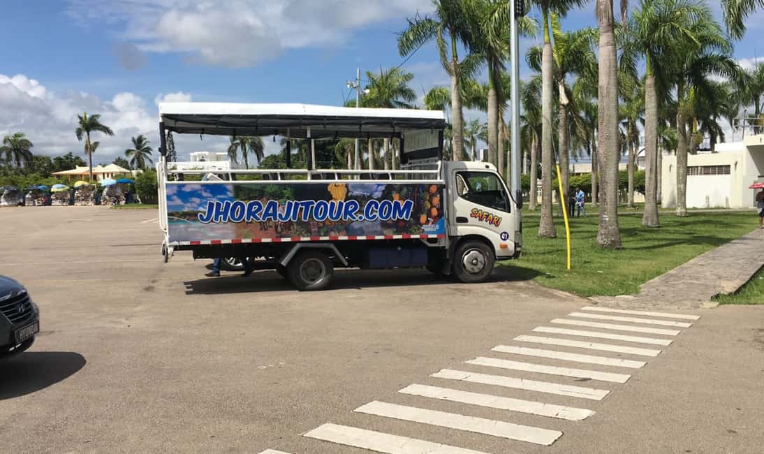 From Punta Cana: History and Culture Tour with River Swim - Higüey Basilica and the Market: History With Everyday Motion