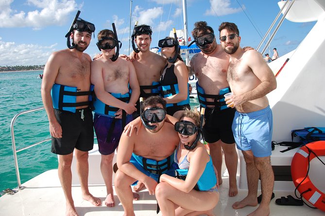 Full-Day Adventure: 4x4 Experience, Snorkeling Cruise, Sharks & Rays - Playa Macao and the Farallon View: The Caribbean Scenery Break You’ll Appreciate