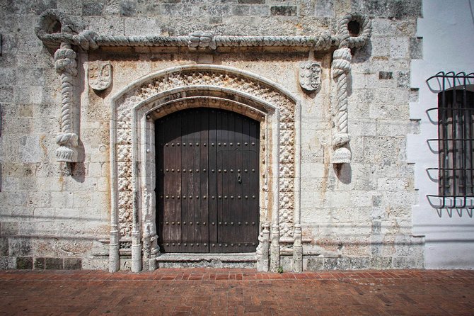 Full-Day Santo Domingo City Tour from Punta Cana - Santa Maria la Menor: cathedral calm, plus dress-code reality