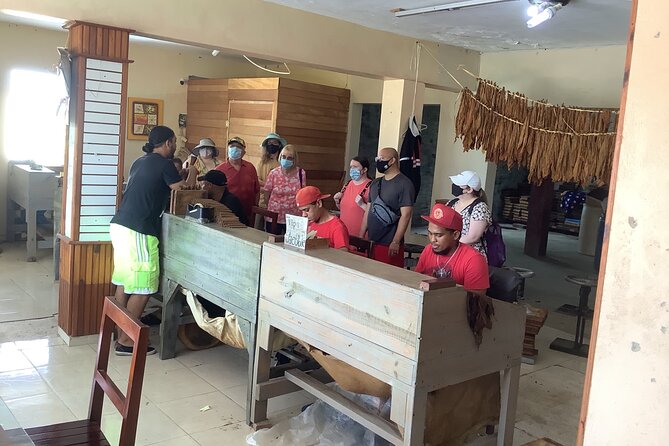 Half Day Private Tour in Dominican Republic with Local Guide - Seeing Higüey neighborhoods without getting lost in them