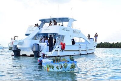 Hip Hop adult only Party Boat with Unlimited drinks& sand-bar - First Stop at Anorak: Drinks on the Move and a Quick Exploration Window