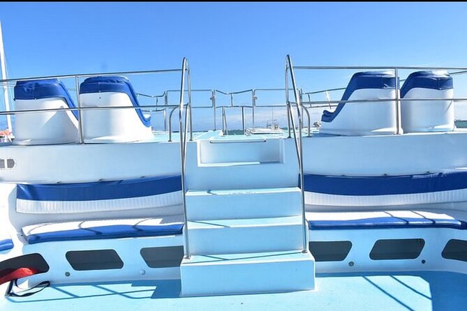 Hip Hop adult only Party Boat with Unlimited drinks& sand-bar - Tips, Photos, and the Photo Moment Culture