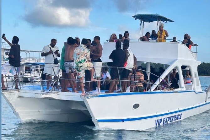 Hip-Hop Party Boat with Dj Live Adults Only and Unlimited Drinks - Hip-Hop Party Boat in Punta Cana: DJ Fun Plus Water Time