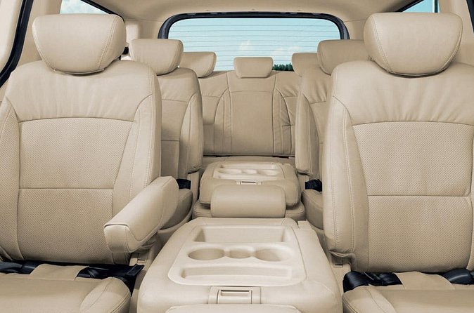 One Way Private Airport or Hotel Transfer Bavaro Hotel 1-6 Pax - One-way transfer, but round-trip planning is straightforward
