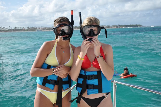 Parasailing, Snorkel Cruise & Virgen Beach from Punta Cana - What to bring (and what’s not included)