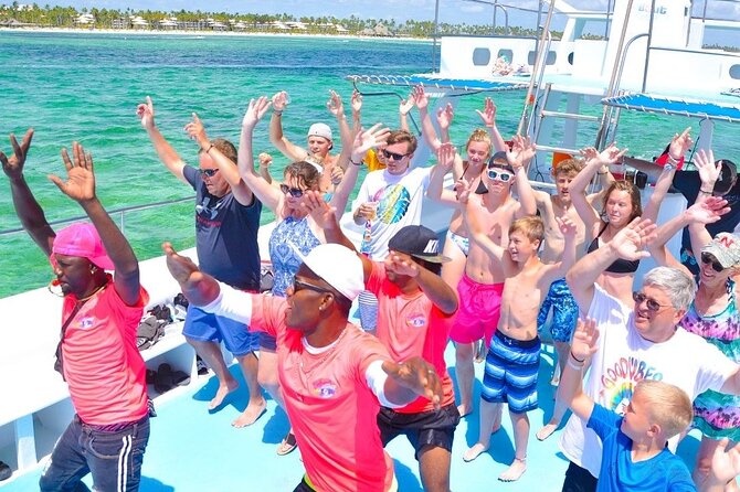Party Boat /View Dolphins / Snorkling /Free Drinks and Transportation - Snorkeling at a Natural Ocean Pool (What to Expect)