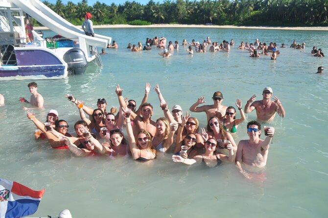 Private Catamaran Cruise with Slide & unlimited drinks - The semi-private beach break: where you slow down again