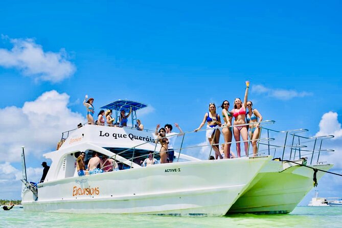 Private Catamaran Cruise with Slide & unlimited drinks - Food, drinks, and the snack reality check