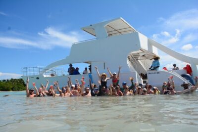 Private Catamaran with Sound system, Slide, Open bar & Snorkeling - Getting to the Boat: meeting point and pickup reality