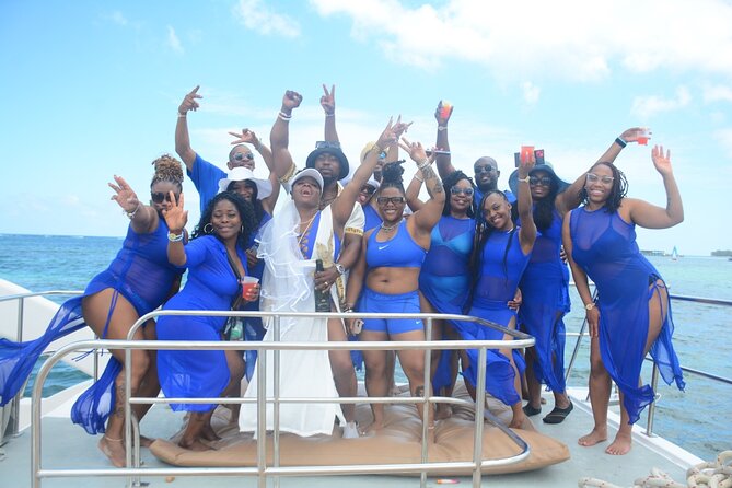 Private Catamaran with Sound system, Slide, Open bar & Snorkeling - Cruise along Bávaro Beach with drinks, fruit, and your playlist