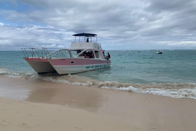 Private Party Boat with Slide and chicken skewers at Punta Cana - Getting There Without Losing Time: Transfers, Check-In, and the 3-Hour Flow