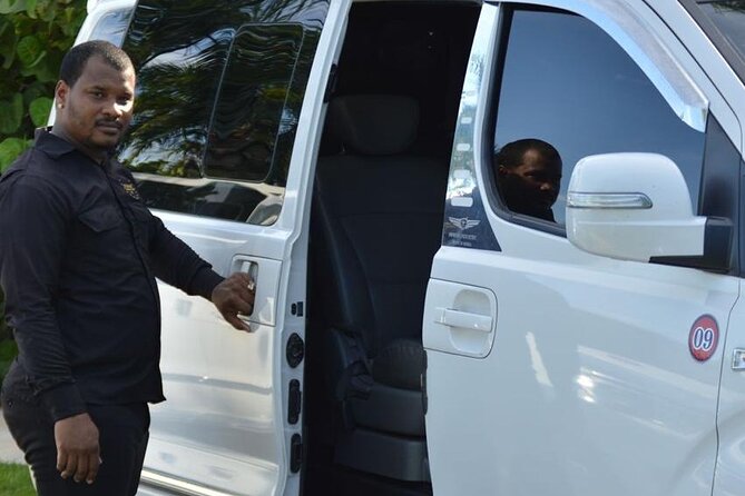 Private Punta Cana Airport Transfer from Hotels to Uvero Alto - The ride itself: what 35 to 45 minutes means in real life