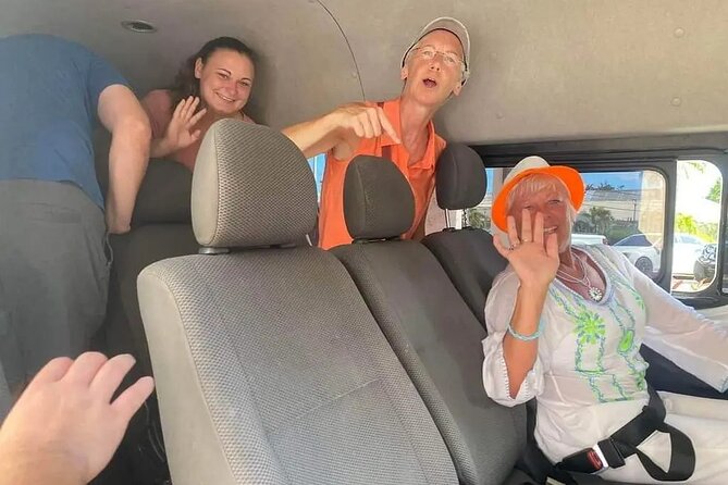 Private Punta Cana Airport Transfer to/from Hotels in Punta Cana - Communication and Language: What to Expect When English Isn’t Perfect