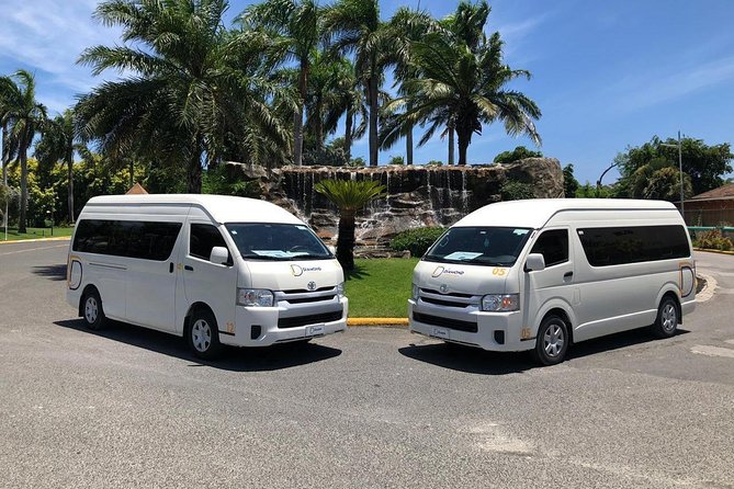 Private Transfer between Punta Cana Airport and Cap Cana - Communication: Mobile Ticket and Quick Contact