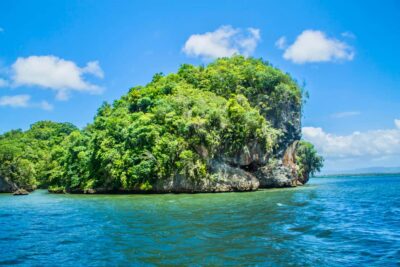 Punta Cana: 3-in-1 Adventure Haitises Park Waterfall Montaña - Los Haitises National Park: mangroves, caves, and Taino petroglyphs