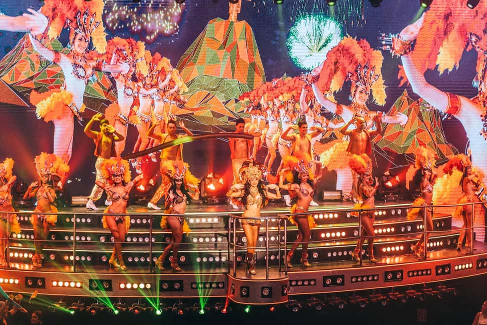 Punta Cana: CocoBongo Entry with Entertainment and Open Bar - CocoBongo Punta Cana: the stage show that won’t let the night cool off