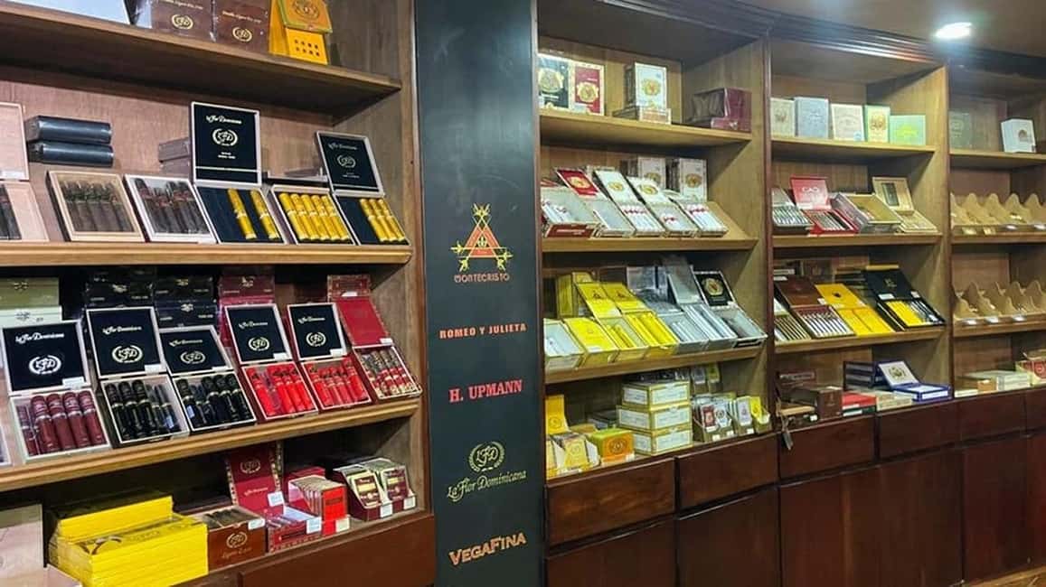 Punta Cana: Don Lucas Cigar Factory & Rum Tour with Pickup - Souvenir Shopping Without Regrets: Cigar, Chocolate, Coffee, Rum, Jewelry