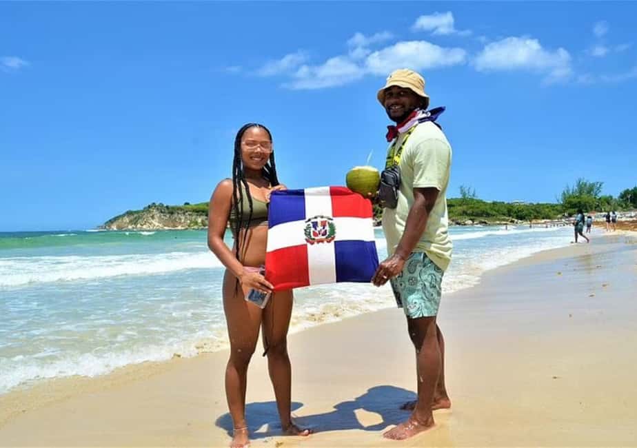 Punta Cana: Horseback riding on the beach with pickup - Horseback to the beach: the calm way to see Punta Cana