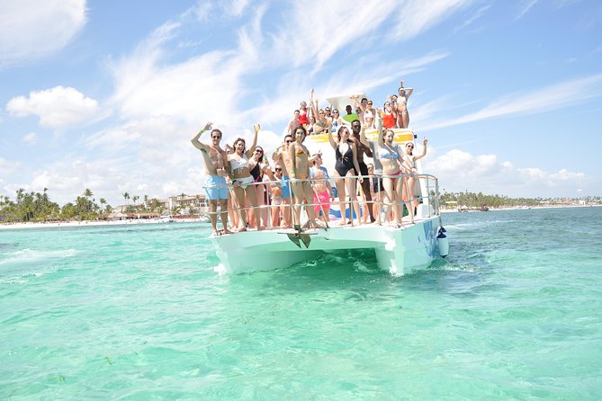 Punta Cana Parasailing & Snorkeling Cruise Experience - Natural Swimming Pool Stop: The Warm-Water Reset
