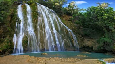 Punta Cana: Samaná Whale Watching, Bacardi & Limon Falls - The Early Pickup and the Ride to La Cañita