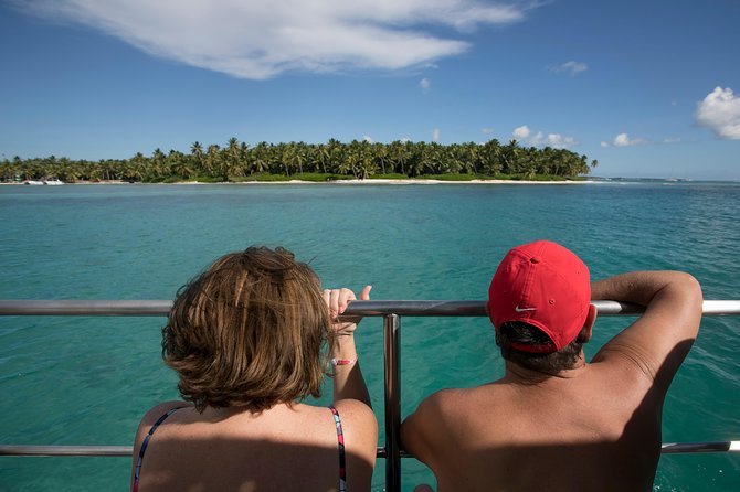 Saona Island Day Trip From Punta Cana with Lunch and Open Bar - Getting from Punta Cana to Bayahíbe (and why the day starts early)
