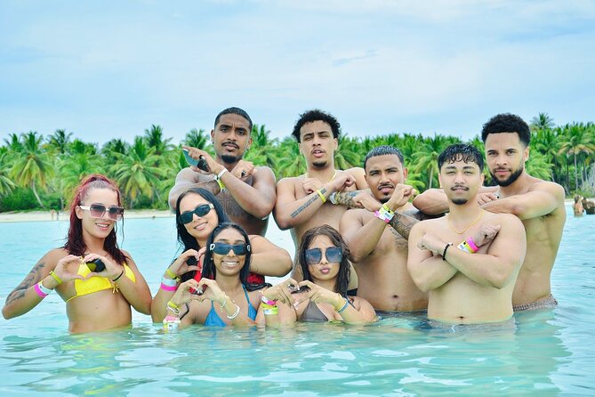 Saona Island Full Day Excursion from Punta Cana + Catamaran Party - Catamaran Party: The Music, the Hosts, and What the Drinks Are Really Like