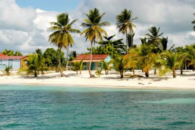 Saona, Mano Juan, Canto de la playa away from the tourist crowds - Saona Island and the Penón: your first taste of Cotubanamá