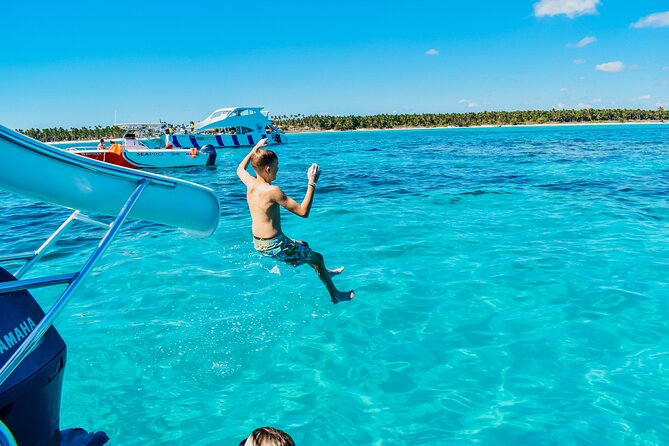 Small Group Snorkeling Cruise with Open Bar and Light Snacks - Key things worth knowing before you book
