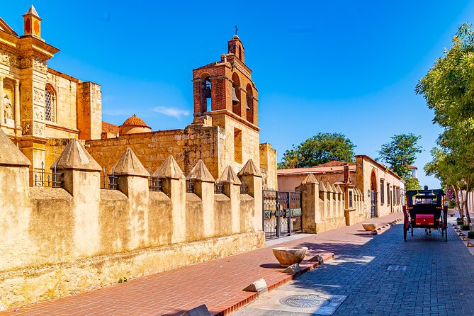 Walking Tour from Santo Domingo City - Where you start (and why arriving early helps)